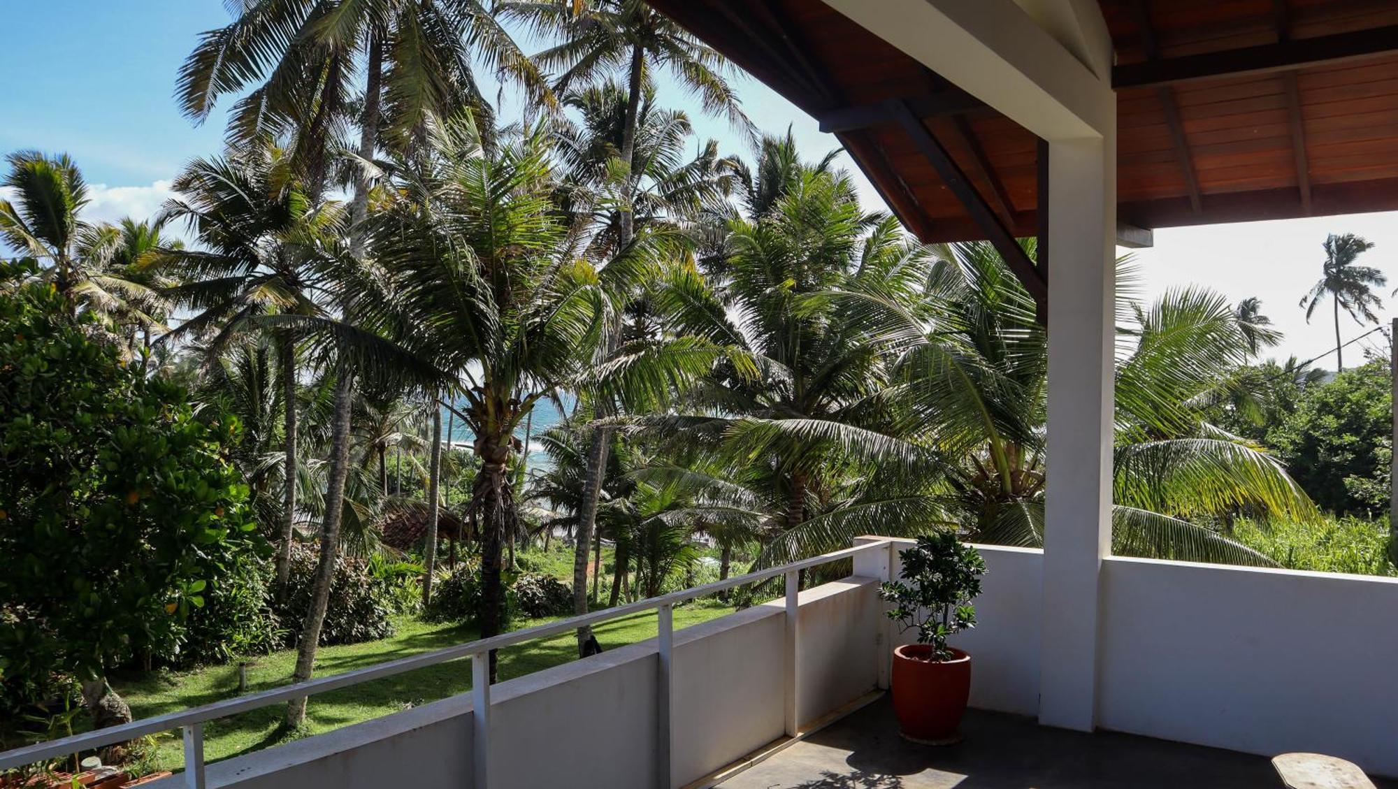 Singhe House Hotel Dickwella Exterior photo